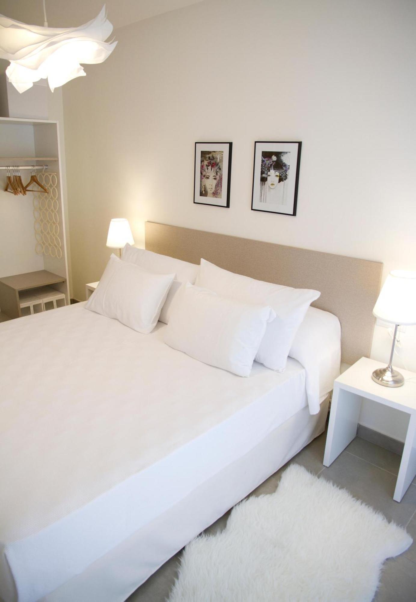 Santa Susanna Chic! Apartments By Alegria ภายนอก รูปภาพ