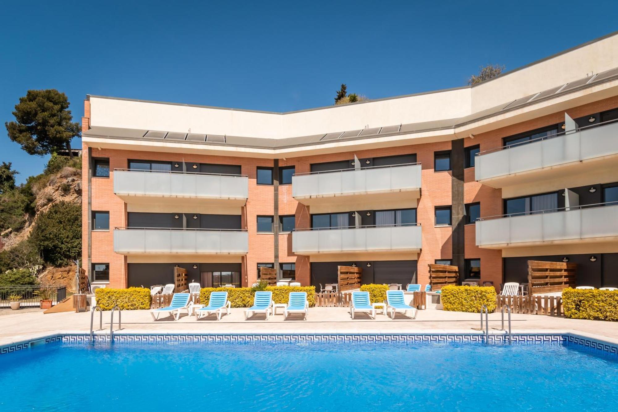 Santa Susanna Chic! Apartments By Alegria ภายนอก รูปภาพ